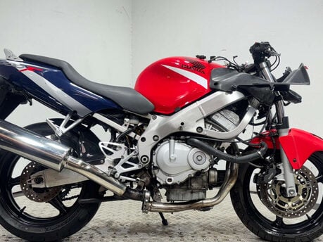 Honda CBR 56k NON RUNNING PROJECT BIKE 600CC DAMAGED 600CC