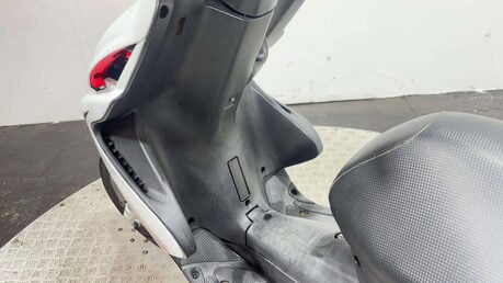Yamaha Aerox R 2010 50CC PROJECT SCOOTER BIKE 2 STROKE 2T 21