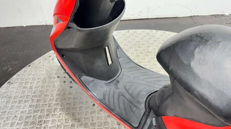 Peugeot V 2012 RUNNING PROJECT SCOOTER 50CC SPARES OR REPAIR 21