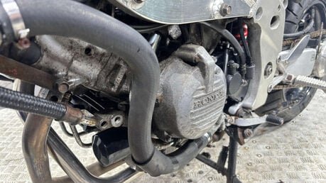 Honda VFR 1997 60K NON RUNNING CAFE RACER PROJECT BUILD 750CC 21