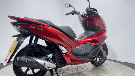 Honda PCX WW 2018 42K NON RUNNING PROJECT SCOOTER CLEAN 125CC 2