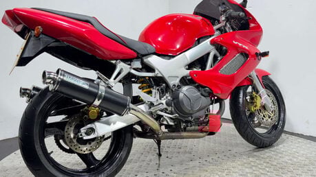 Honda VTR 1997 NON RUNNING SPORTS V TWIN PROJECT BIKE 1000CC 2