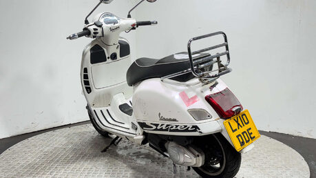 Piaggio Vespa GTS 2010 SPARES OR REPAIR 125CC NON RUNNING PROJECT SCOOTER 5