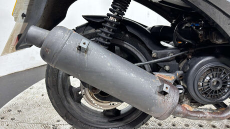 Lexmoto Titan 125 2020 10K RUNNING PROJECT LARGE SCOOTER 125CC 23