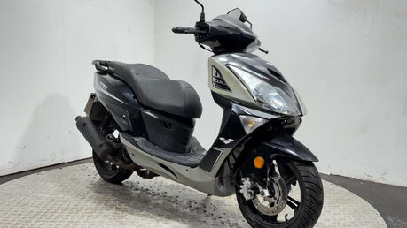 Lexmoto Titan 125 2020 10K RUNNING PROJECT LARGE SCOOTER 125CC 3