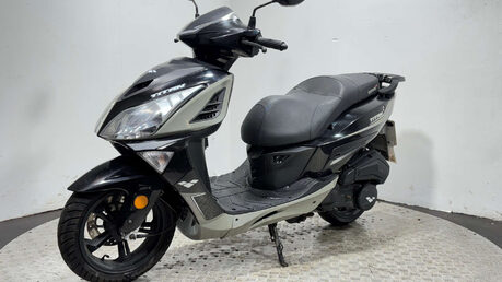 Lexmoto Titan 125 2020 10K RUNNING PROJECT LARGE SCOOTER 125CC 7