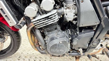 Yamaha FZS FAZER 600 1999 53K NON RUNNING PROJECT BIKE 600CC 13