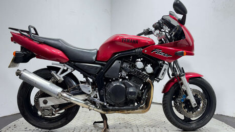 Yamaha FZS FAZER 600 1999 53K NON RUNNING PROJECT BIKE 600CC 1
