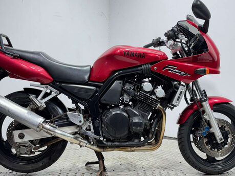 Yamaha FZS FAZER 600 1999 53K NON RUNNING PROJECT BIKE 600CC