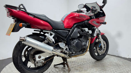 Yamaha FZS FAZER 600 1999 53K NON RUNNING PROJECT BIKE 600CC 2