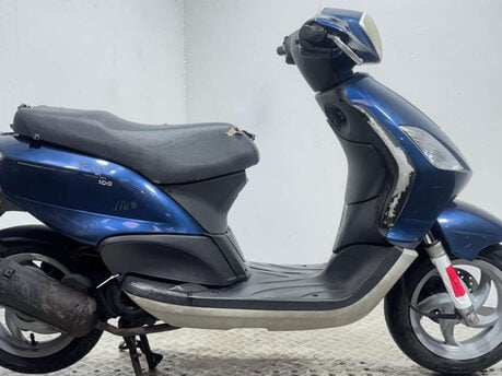 Piaggio Fly 2009 12K NON RUNNING PROJECT SCOOTER 100CC