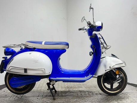 Sakura EV 3000 