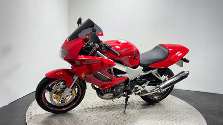 Honda VTR 1997 27K NEW MOT SERVICED 1000CC VTWIN SPORTS BIKE 5