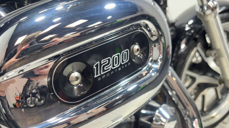 Harley-Davidson Sportster 1200 XL1200 T SUPERLOW SPORT 2017 16K NEW MOT CRUISER BIKE 25