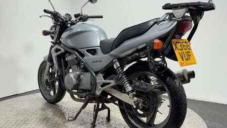 Kawasaki Er 2000 12K GOOD RUNNING PROJECT BIKE 500CC NAKED A2 5