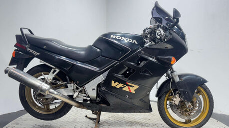 Honda VFR 1988 81K NON RUNNING PROJECT BIKE SPARES OR REPAIR 750CC CLASSIC 1
