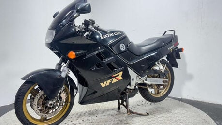 Honda VFR 1988 81K NON RUNNING PROJECT BIKE SPARES OR REPAIR 750CC CLASSIC 2