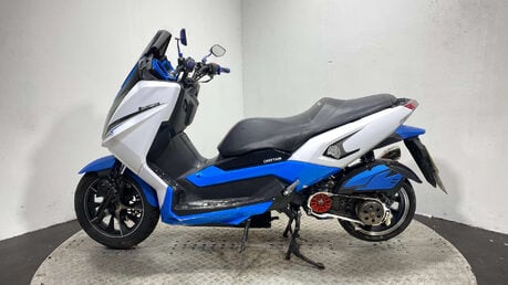 Lexmoto Chiefton 125 4