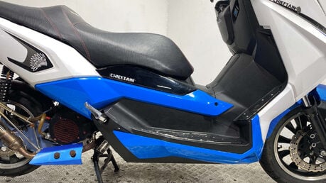 Lexmoto Chiefton 125 8