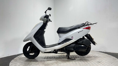 Yamaha Vity 2011 11K RUNNING PROJECT BIKE SCOOTER 125CC SPARES OR REPAIR 4