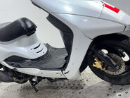 Yamaha Vity 2011 11K RUNNING PROJECT BIKE SCOOTER 125CC SPARES OR REPAIR 19