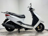 Yamaha Vity 2011 11K RUNNING PROJECT BIKE SCOOTER 125CC SPARES OR REPAIR 1