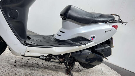 Yamaha Vity 2011 11K RUNNING PROJECT BIKE SCOOTER 125CC SPARES OR REPAIR 15