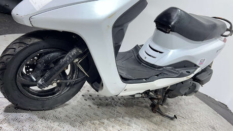 Yamaha Vity 2011 11K RUNNING PROJECT BIKE SCOOTER 125CC SPARES OR REPAIR 21