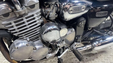 Triumph Adventurer 900 1995 29K RETRO CLASSIC BIKE NEW MOT SERVICED 900CC TRIPLE 23