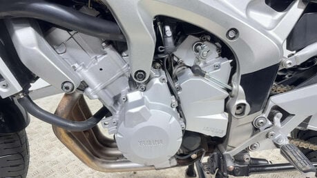 Yamaha FZ 2003 38K NEW MOT SERVICED WARRANTY 600CC COMMUTER BIKE 34