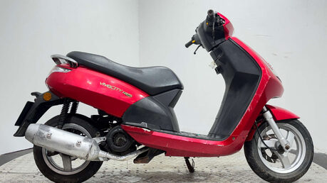 Peugeot Vivacity 2012 22K RUNNING PROJECT BIKE SCOOTER 125CC 1