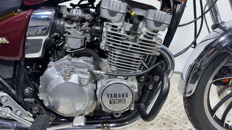 Yamaha XJ MAXIM 1982 13K GREAT LOOKING RUNNING PROJECT BIKE 550CC 28