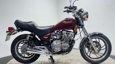 Yamaha XJ MAXIM 1982 13K GREAT LOOKING RUNNING PROJECT BIKE 550CC 1