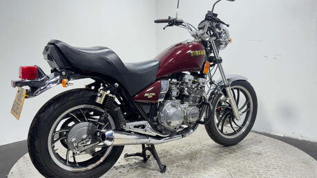 Yamaha XJ MAXIM 1982 13K GREAT LOOKING RUNNING PROJECT BIKE 550CC 3