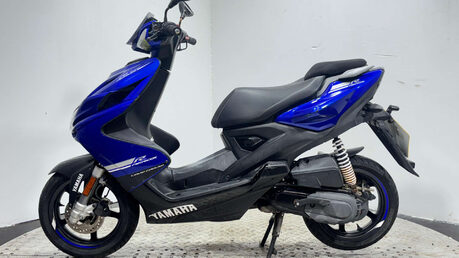 Yamaha Aerox R 2019 4 STROKE FUEL INJECTED 500CC SPORT SCOOTER PROJECT 50CC 4