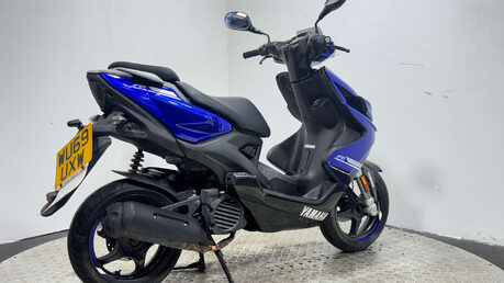 Yamaha Aerox R 2019 4 STROKE FUEL INJECTED 500CC SPORT SCOOTER PROJECT 50CC 6