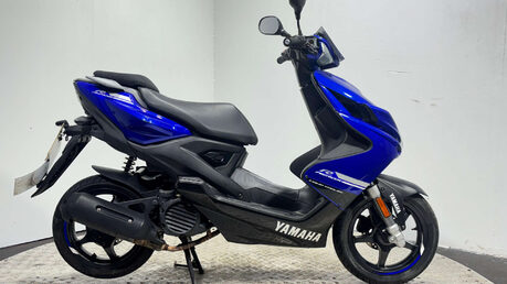 Yamaha Aerox R 2019 4 STROKE FUEL INJECTED 500CC SPORT SCOOTER PROJECT 50CC 1