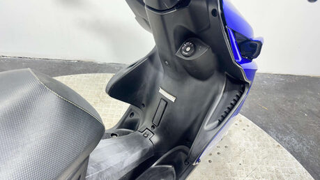 Yamaha Aerox R 2019 4 STROKE FUEL INJECTED 500CC SPORT SCOOTER PROJECT 50CC 14