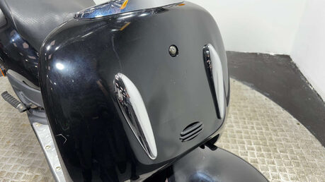 Lexmoto Tommy 125 2011 1K CRUISER CLASSIC LOOKING SCOOTER 125CC NON RUNNER 25