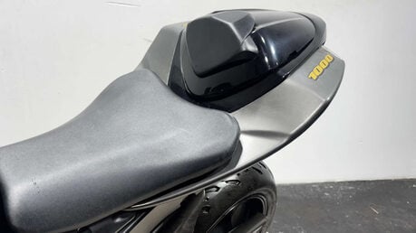 Suzuki GSX-R GSXR1000 2005 K5 31K TRACK BIKE RUNS GREAT SPORTS BIKE 1000CC 14