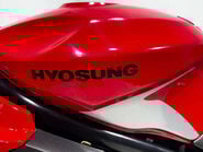 Hyosung GT 2018 ONLY 3931 MILES GREAT RUNNING PROJECT BIKE 650CC VTWIN 8