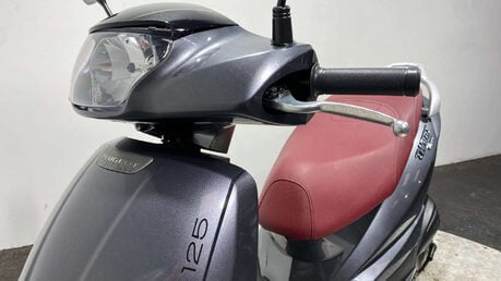 Peugeot Tweet VE 2015 LONG MOT SERVICED ONLY 1K 125CC SCOOTER 32