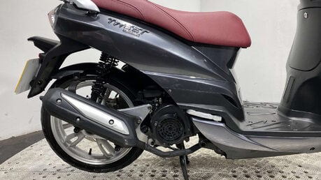 Peugeot Tweet VE 2015 LONG MOT SERVICED ONLY 1K 125CC SCOOTER 16