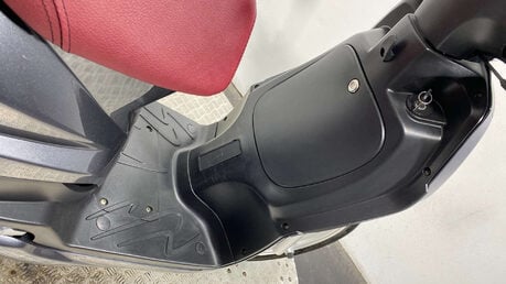 Peugeot Tweet VE 2015 LONG MOT SERVICED ONLY 1K 125CC SCOOTER 26