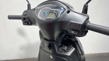 Peugeot Tweet VE 2015 LONG MOT SERVICED ONLY 1K 125CC SCOOTER 25
