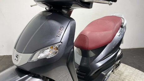 Peugeot Tweet VE 2015 LONG MOT SERVICED ONLY 1K 125CC SCOOTER 12