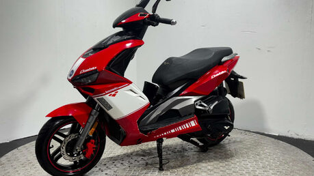 Lexmoto Diablo 2017 10K RUNNING PROJECT SCOOTER 125CC LEARNER BIKE 2
