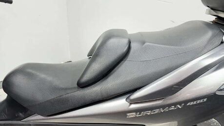 Suzuki Burgman AN 2009 17K SERVICED WARRANTY NEW MOT MAXI SCOOTER A2 31