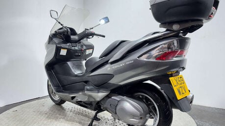 Suzuki Burgman AN 2009 17K SERVICED WARRANTY NEW MOT MAXI SCOOTER A2 2