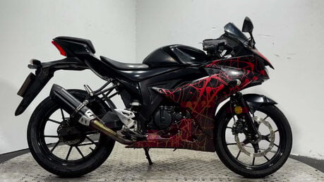 Suzuki GSX-R125 GSXR125 2017 20K GOOD RUNNING SPORTS BIKE 125CC 1